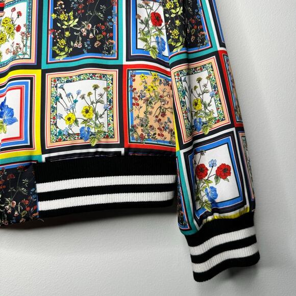 Alice + Olivia Lonnie Reversible Bomber Jacket in Tile Freesia Print Medium - Picture 6 of 10